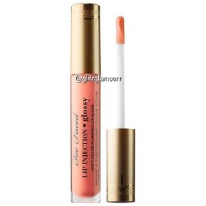 ✨Too Faced Lip Injection Glossy✨